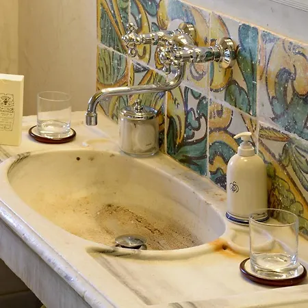 Locanda Dell' Artista Bed & Breakfast San Gimignano